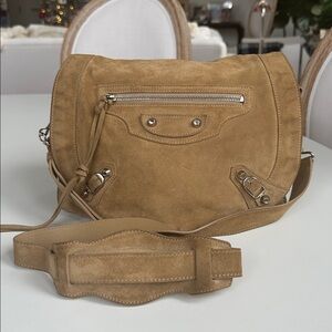 BALENCIAGA Neo Folk Messenger Bag 12” x 9.5” x 4”